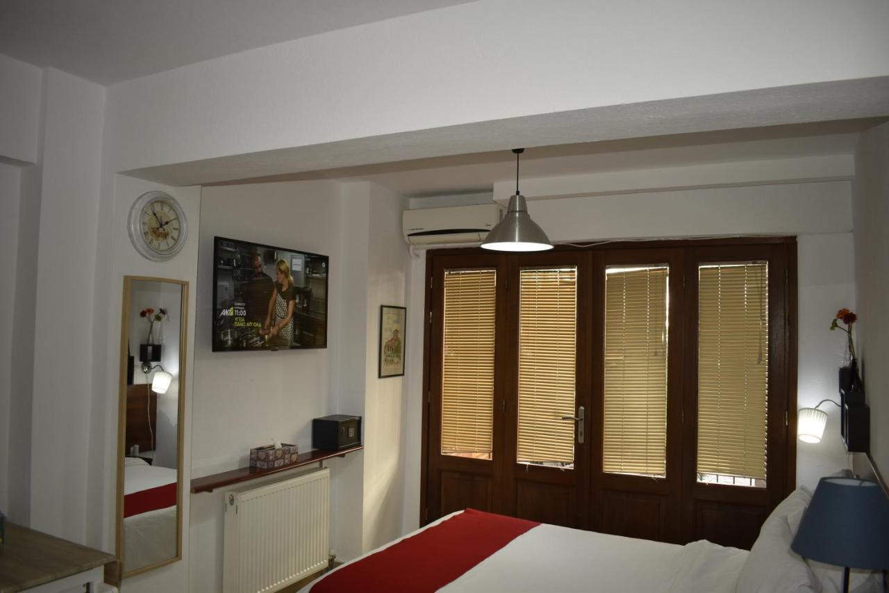 Kripis Studio Thessaloniki Exterior foto